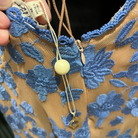 For love and lemons 🍋 Temecula Maxi  Dress long sleeve. New without tags. Medium - Picture 4 of 6